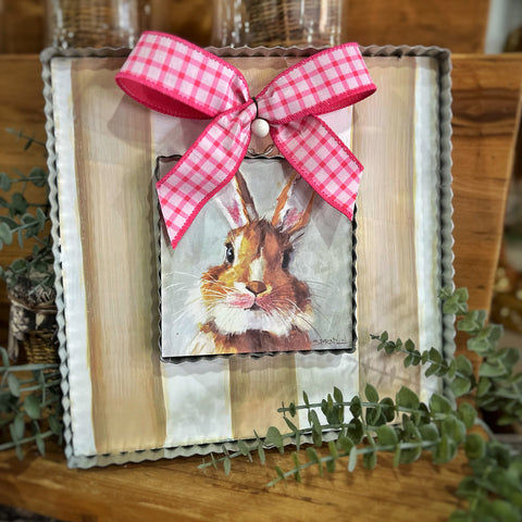 Pink and White Bow, shoptreeboutique.com